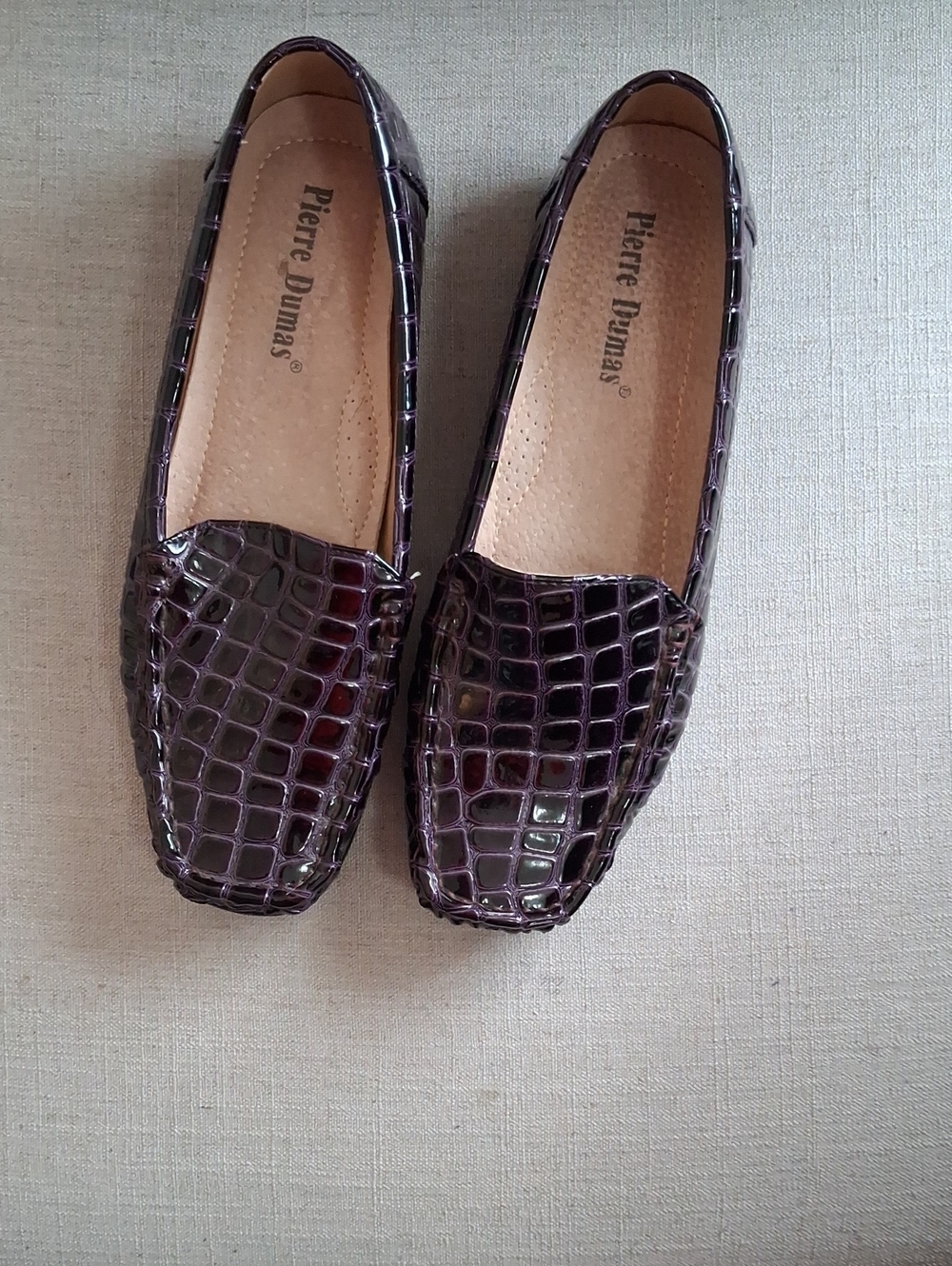 Pierre Dumas Glossy Croc-Embossed Loafers in Dark Burgundy